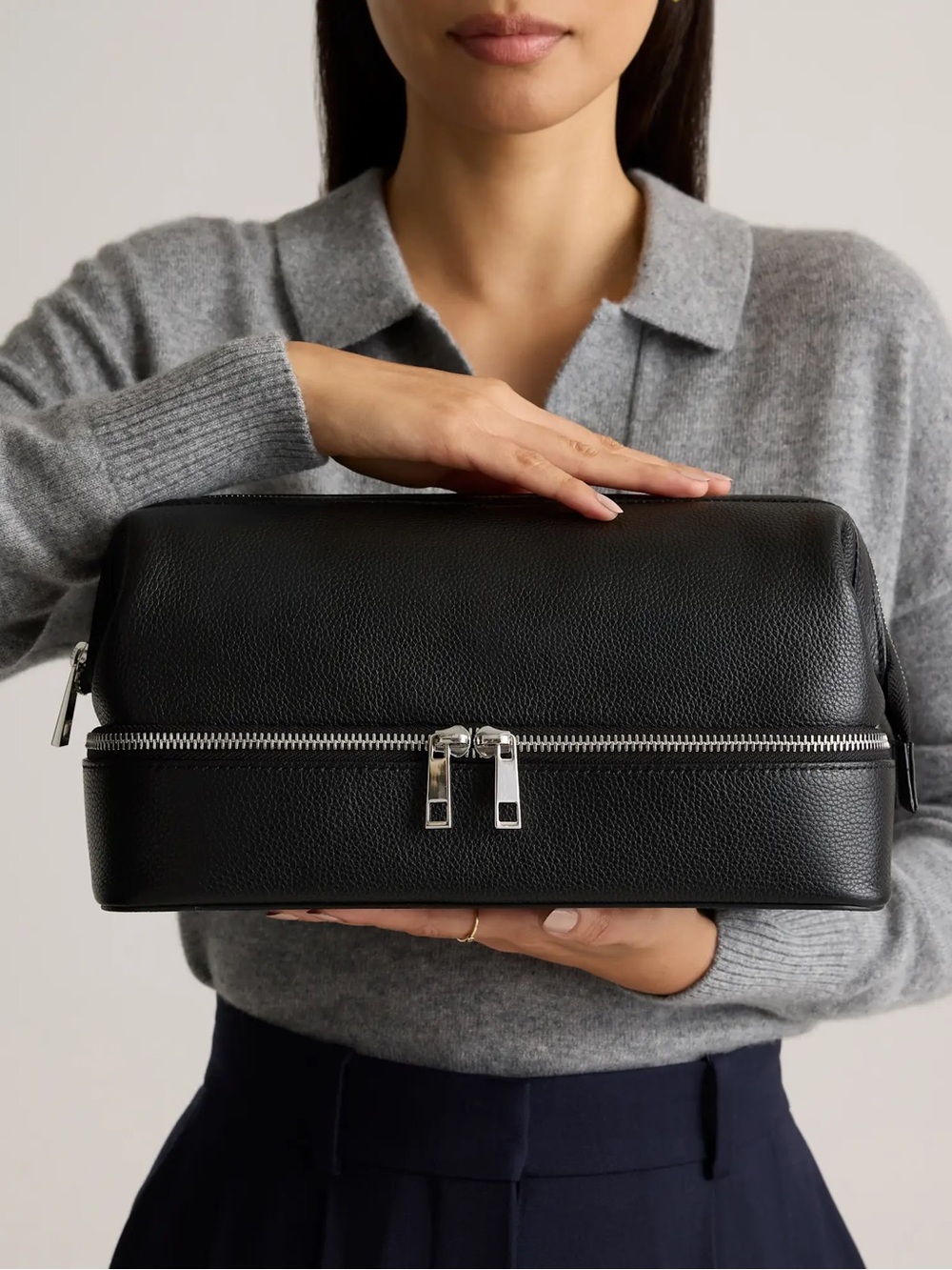 QUINCE unisex Italian Leather Dual Compartment Toiletry Bag